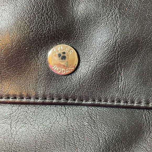 Tyler Rodan black leather wristlet - Picture 5 of 9